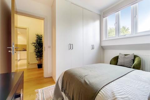 Flat 5, 5 Helena Road, London, W5 2RA