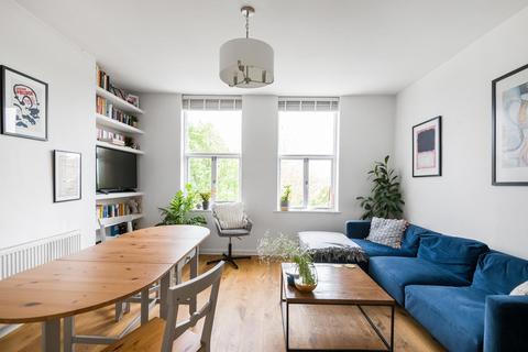 Flat 5, 11 Thicket Road, London, SE20 8DB