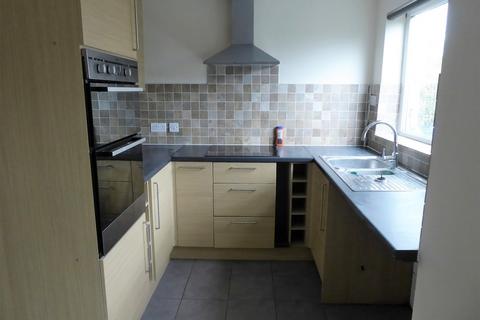 3 bedroom semi-detached house to rent, Sundorne Avenue, Shrewsbury