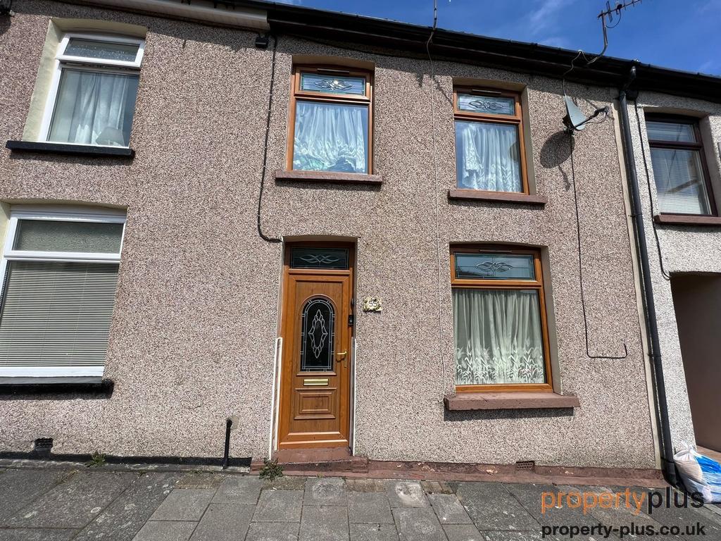 Park Street Clydach Vale Tonypandy 3 bed terraced house £79,995