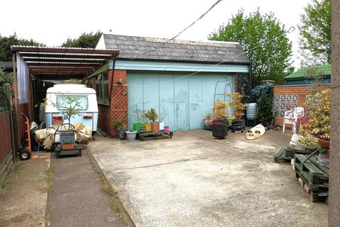 22 Barkby Road, Leicester, LE4 9HL