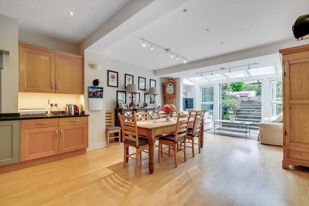 Larkhall Rise, London, SW4 6 bed semidetached house for sale £3,250,000