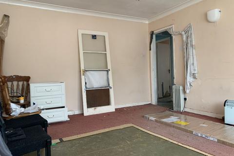 10 Sandringham Gardens, Hounslow, TW5 9RL