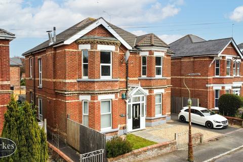 3a Alington Road, Bournemouth, BH3 7JX