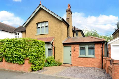 15 Norman Road, Sutton, SM1 2TB