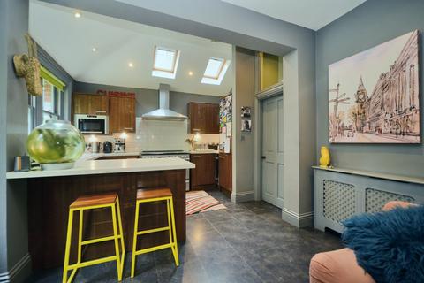 15 Norman Road, Sutton, SM1 2TB