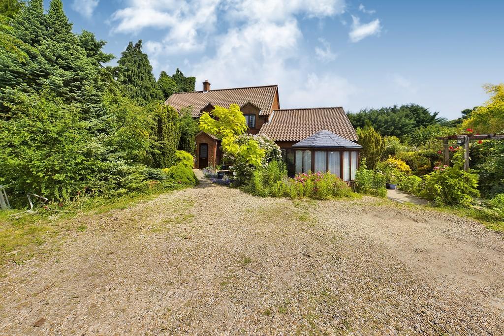 Norwich Road, Thetford 5 bed detached house £500,000
