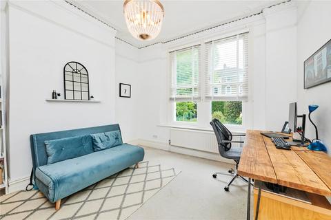 2 bedroom flat for sale - Larkhall Rise, London, SW4