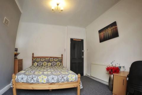 1 bedroom in a house share to rent, 35 Oakfield Street, Lincoln, Lincolnshire, LN2 5LU, United Kingdom