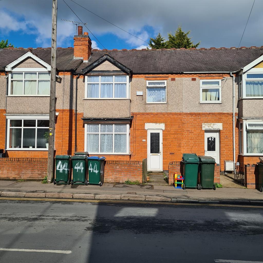 Clay Lane, Coventry, CV2 4 bed terraced house £1,300 pcm (£300 pw)