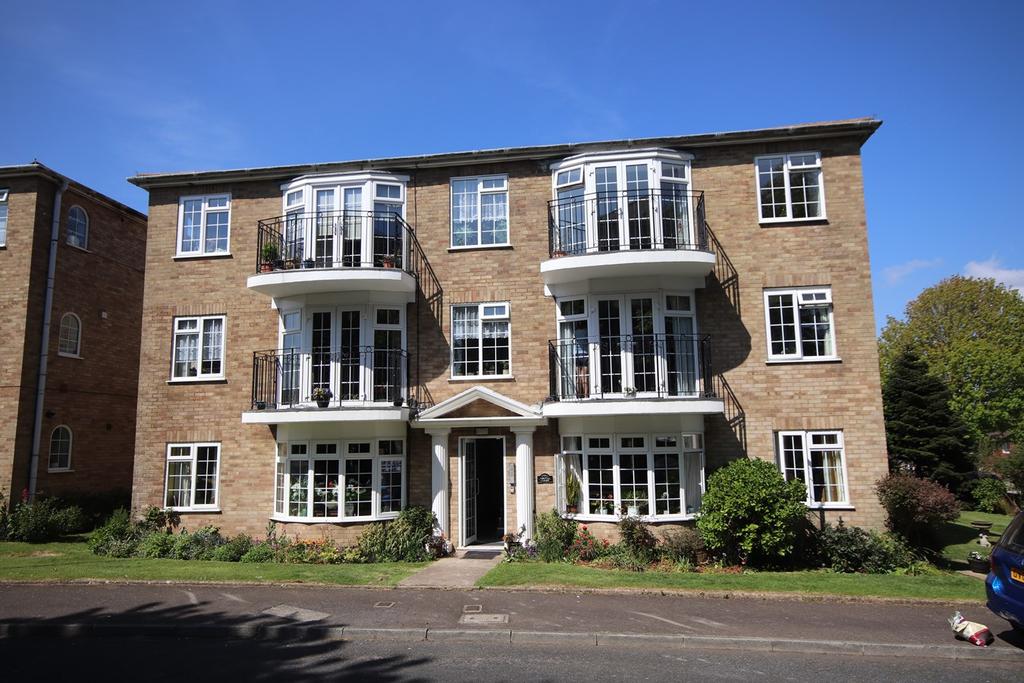 Argyll Court, Eridge Close, Bexhill on Sea, TN39 2 bed flat £264,500