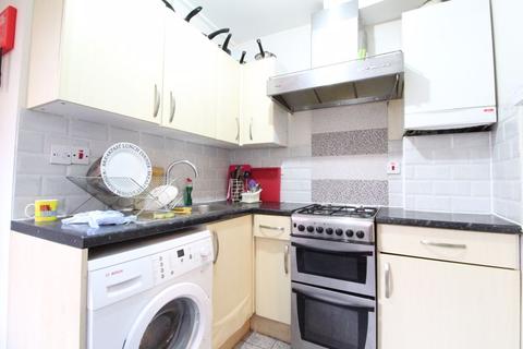 18 Ashburnham Road, Luton, LU1 1JP