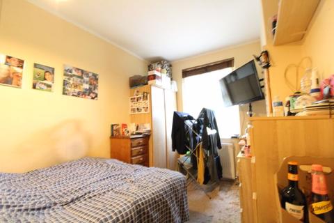 18 Ashburnham Road, Luton, LU1 1JP