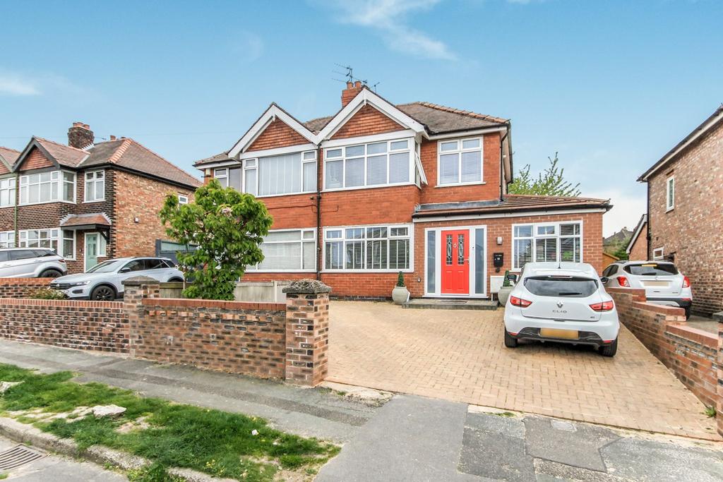 Greenfields Avenue, Appleton, Warrington, WA4 5 bed semidetached house