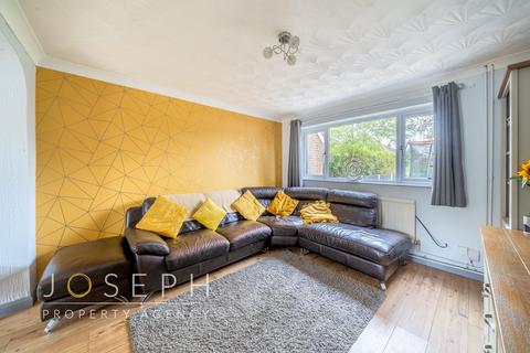 125 Shetland Close, Ipswich, IP4 3DZ