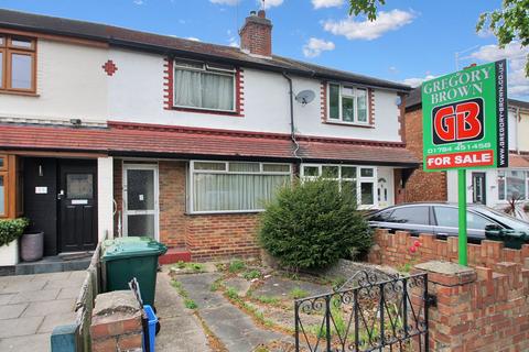2 bedroom terraced house for sale - Fenton Avenue, Staines-upon-Thames, TW18