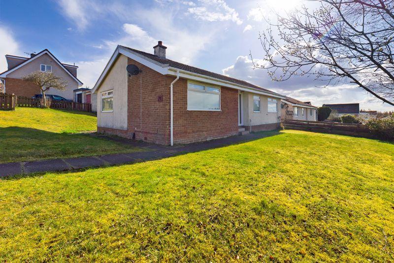 Wisteria Lane, Carluke 3 bed detached bungalow £184,995