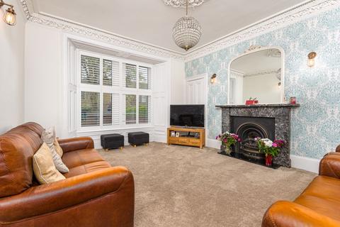 5 bedroom terraced house for sale - Forfar Road, Dundee