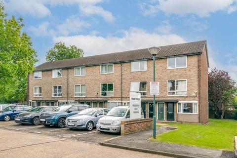 35, Park Court Park Road, New Malden, KT3 5AE