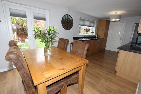 63 Inchburn Crescent, Penistone, Sheffield, S36 6FE