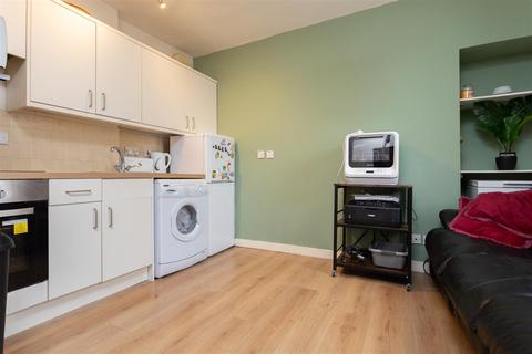 13 High Street, Newburgh, Cupar, KY14 6AH