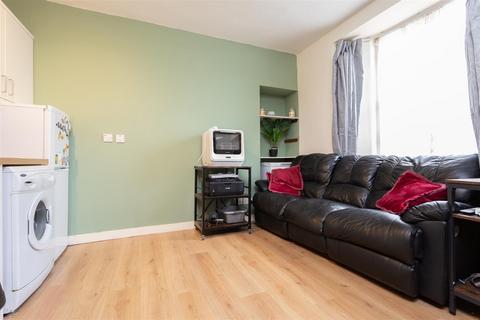 13 High Street, Newburgh, Cupar, KY14 6AH