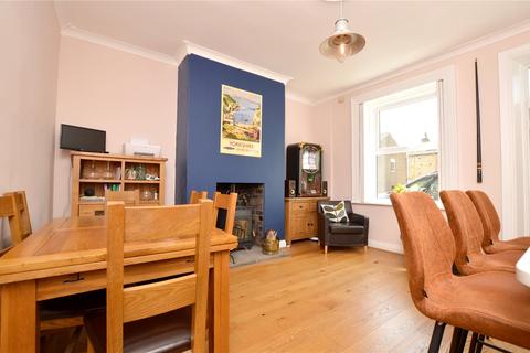 3 bedroom terraced house for sale - Sunfield, Stanningley, Pudsey