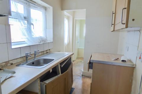 74 Nelson Road, Northfleet, Gravesend, DA11 7EF