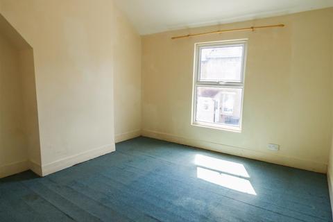 74 Nelson Road, Northfleet, Gravesend, DA11 7EF