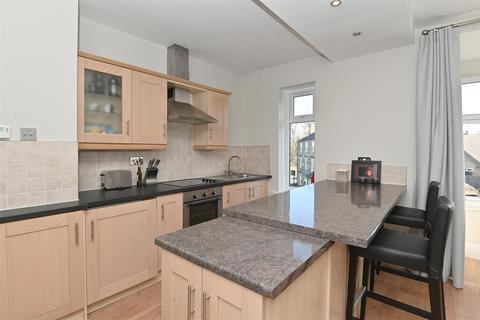 2 bedroom apartment for sale - Ringinglow Road, Ecclesall, Sheffield