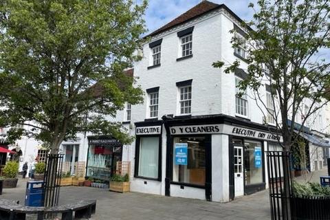 Office to rent - Market Place, Warwick