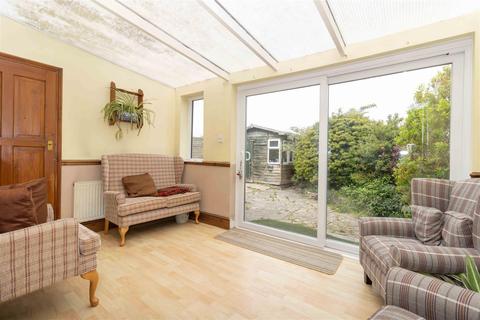 183 Brighton Road, Lancing, BN15 8JB