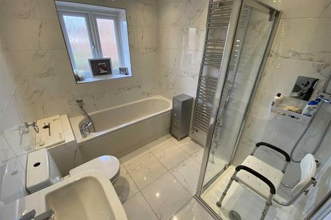 19 Bletchley Park Way, Wilmslow, SK9 2EH