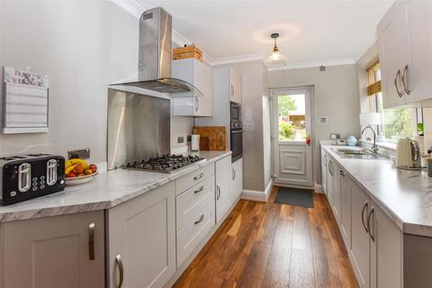 105 Beverley Road, Hessle, HU13 9AN