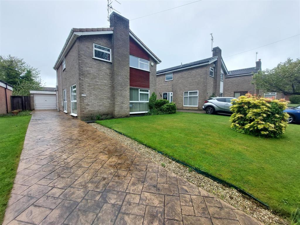 Burrows Lane, Eccleston, St. Helens, WA10 5 4 bed detached house for