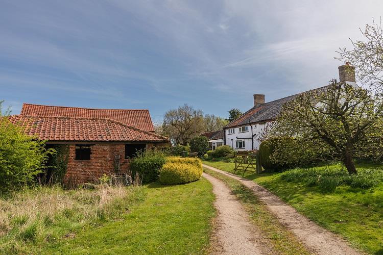 Hill Farm, Leys Lane, Old Buckenham... Farm land £3,700,000