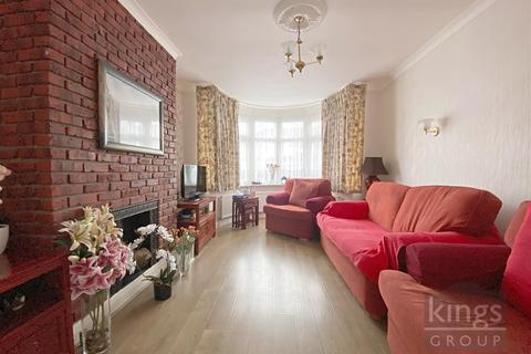 19 Tynemouth Drive, Enfield, EN1 4LR