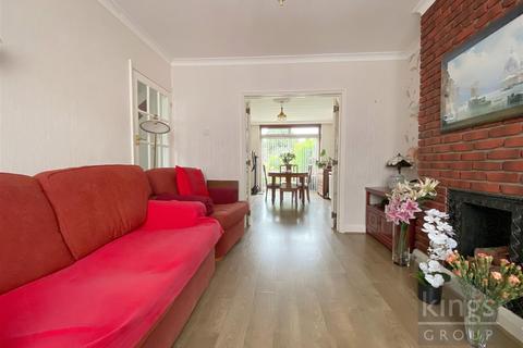 19 Tynemouth Drive, Enfield, EN1 4LR