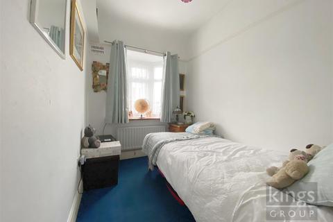 19 Tynemouth Drive, Enfield, EN1 4LR