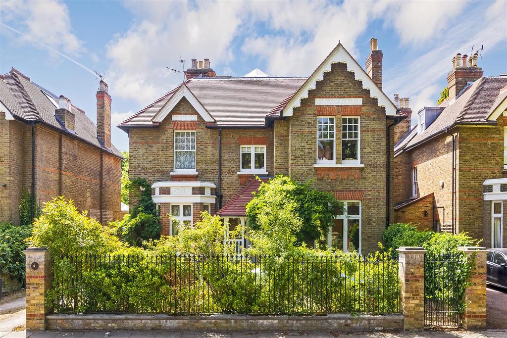 Walpole Gardens, Twickenham 7 bed detached house £3,999,950