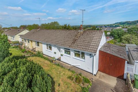 24 Chanters Hill, Barnstaple, EX32 8DN