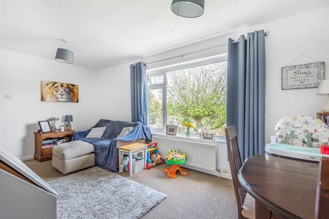 24 Chanters Hill, Barnstaple, EX32 8DN