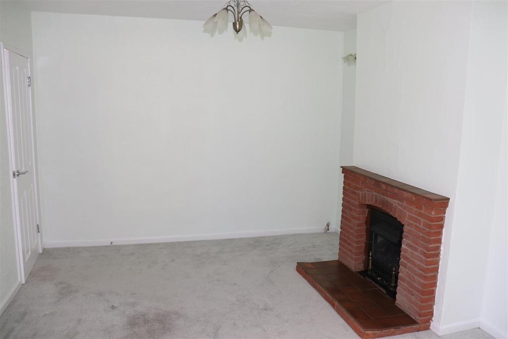 Allens Lane, Pelsall 3 bed semidetached house £295,000