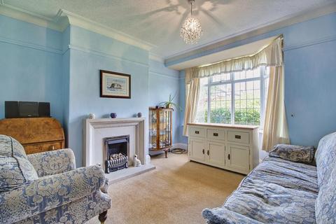 28 Airedale Drive, Horsforth, Leeds, LS18 5ED