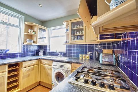 28 Airedale Drive, Horsforth, Leeds, LS18 5ED