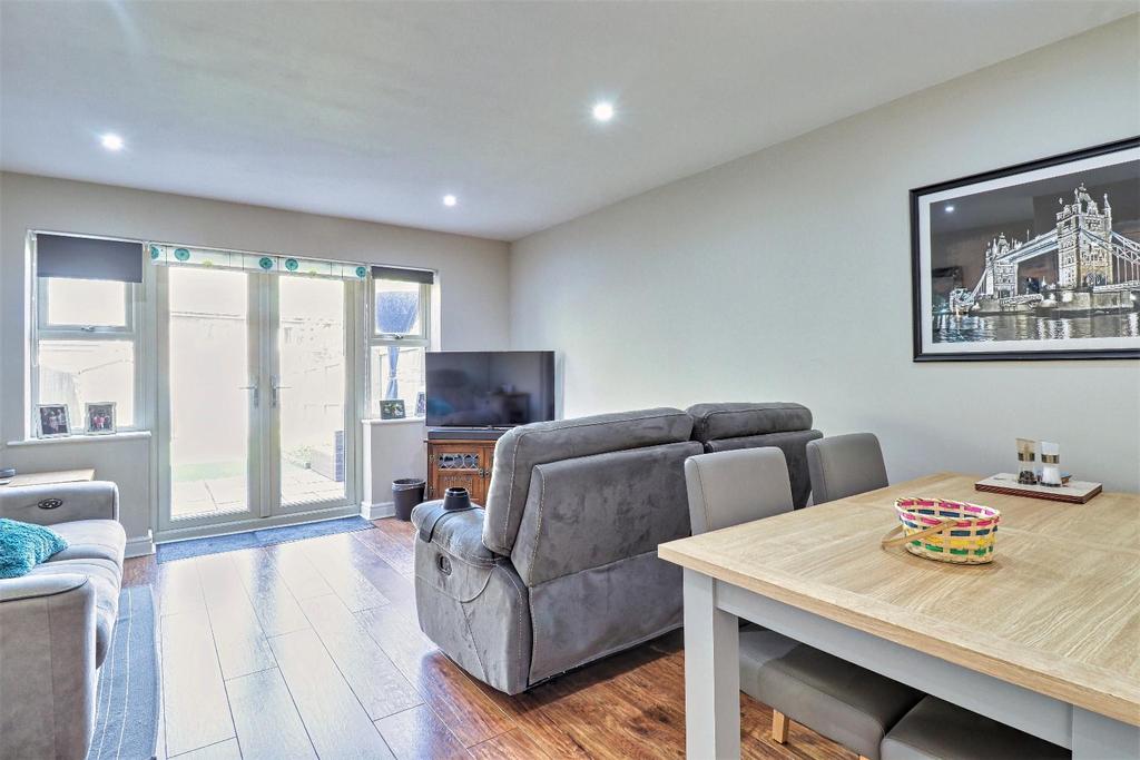 Broadgate View, Horsforth 3 bed townhouse £325,000