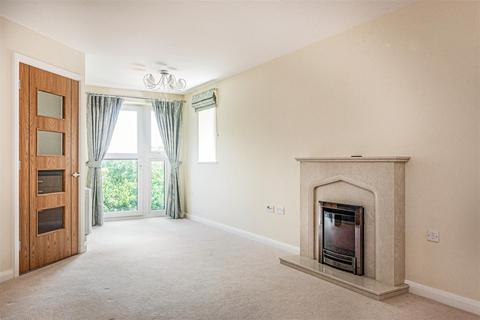 2 bedroom apartment for sale - Chestnut Court, Martongate, Bridlington