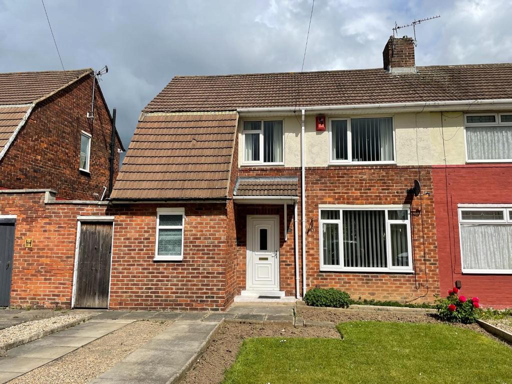 Rothwell Crescent, StocktonOnTees 2 bed semidetached house £89,995
