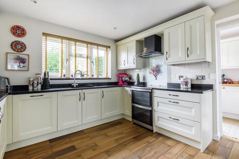 15 Vowley View, Royal Wootton Bassett, Swindon, SN4 8HT