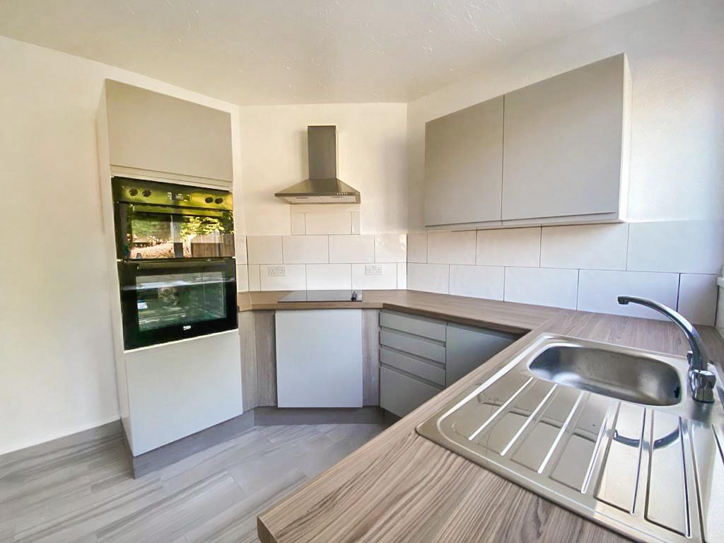 Guardhouse Road, Radford, Coventry, CV6 3DU 2 bed terraced house £750